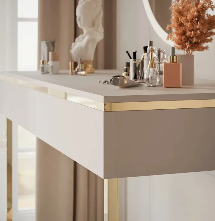 z أثاث غرفة النوم الفولاذ المق - مراجعة Z. A. Furniture وسعره