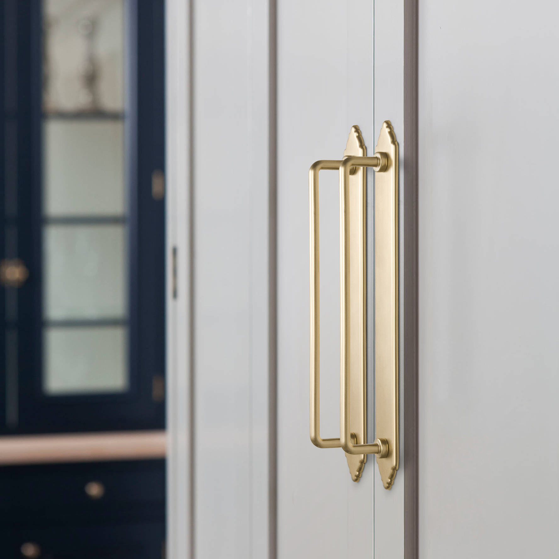 مقابض خزائن من النحاس العتيق م - مراجعة Furniture Hardware With Backplate وسعره